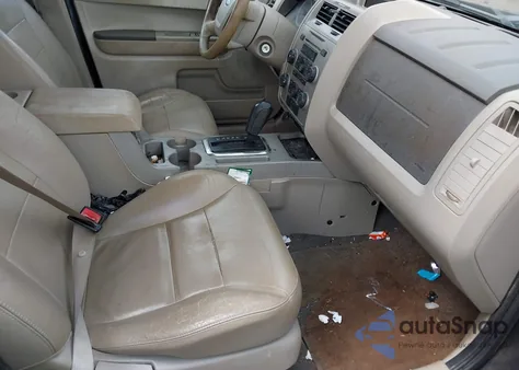 2008 Ford Escape Xlt from USA, damaged, VIN 1FMCU031X8KA80604